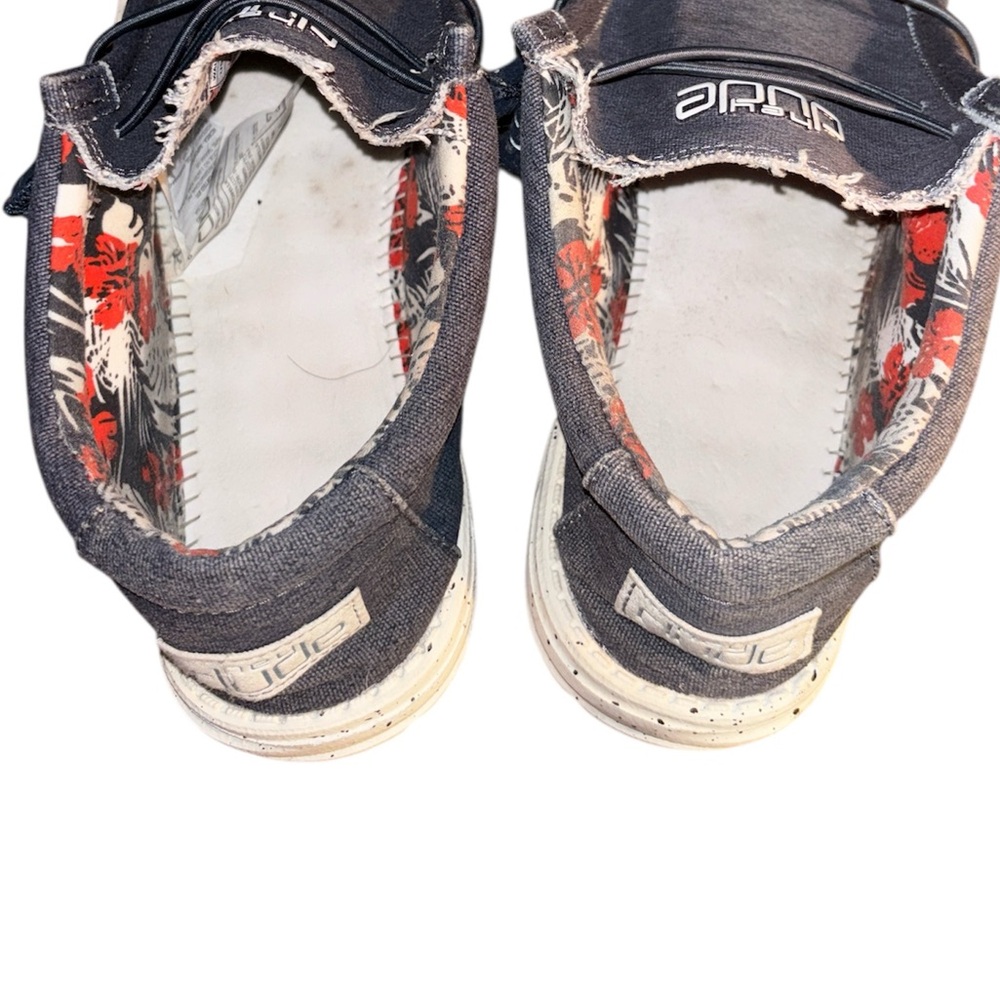 Hey Dude Wally Stretch Canvas Loafers Floral Lined Comfort Casual M8/ EU 41 - Picture 4 of 7